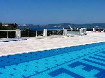 Flip Flops Meltemi Hotel 4*